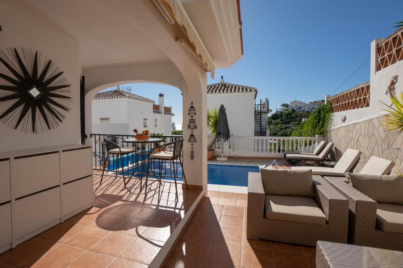 Marina Bella 1F Menyber Apartment Nerja Exterior foto